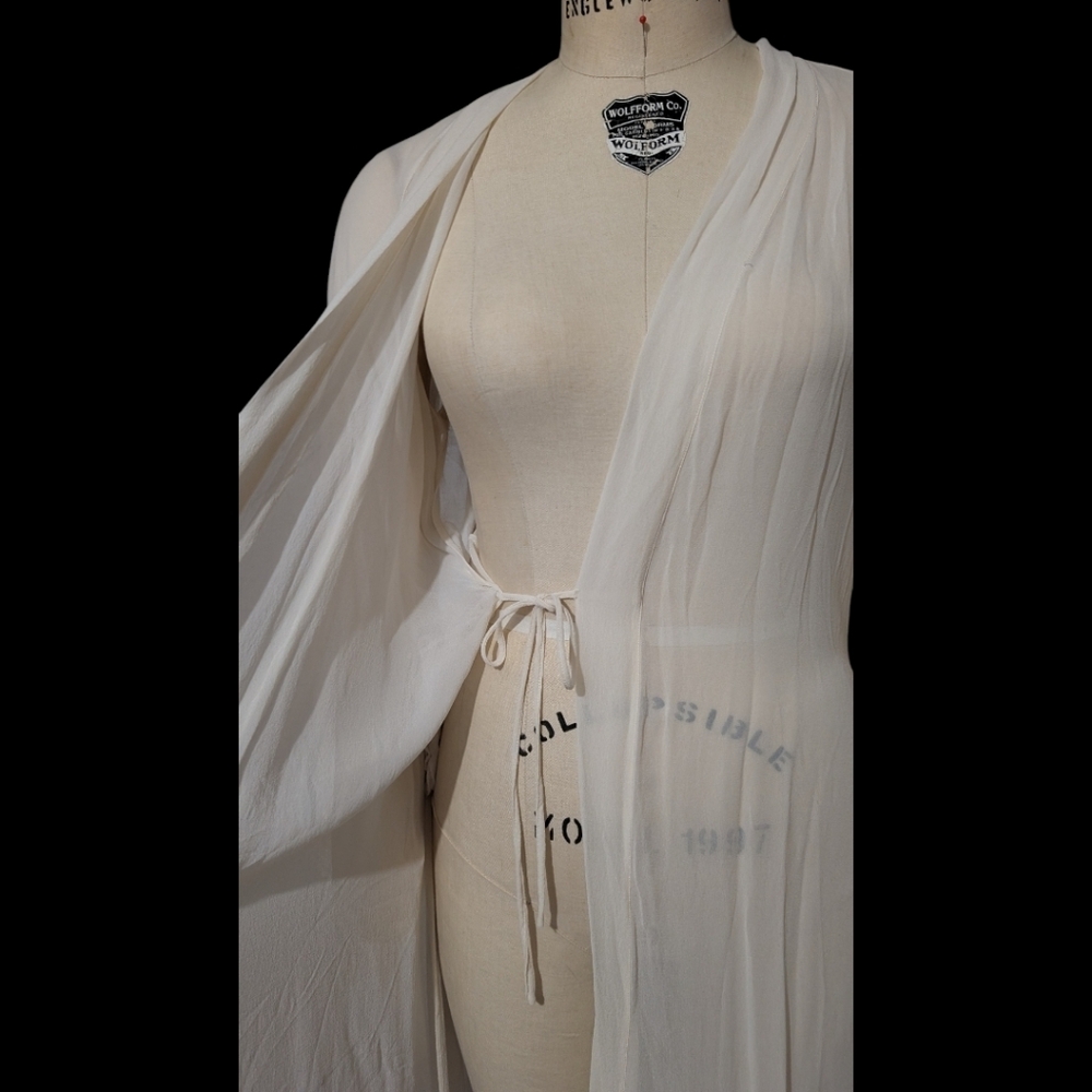 Palmers' Sheer Robe - Picture 5 of 8